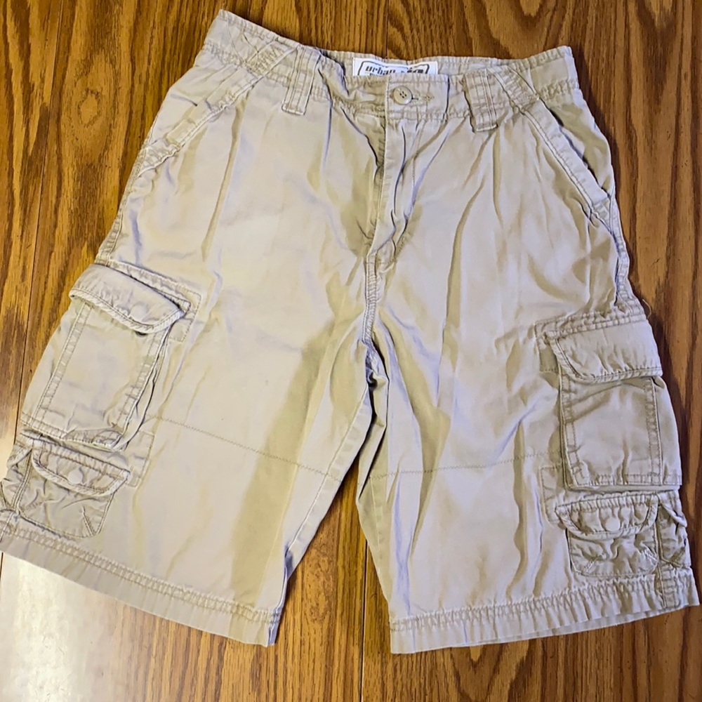 Boys cargo shorts, size 14